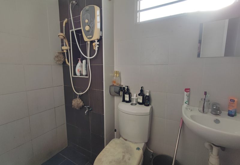 Austin Residence @Taman Mount Austin