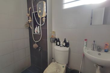 Austin Residence @Taman Mount Austin