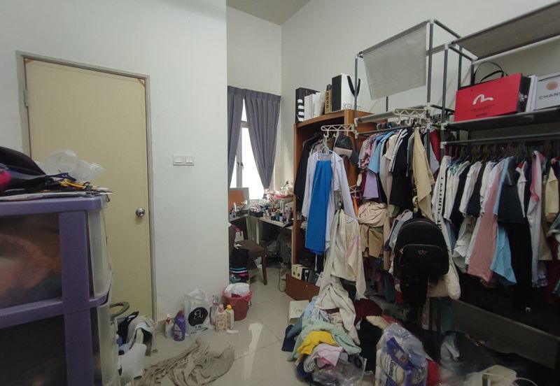 Austin Residence @Taman Mount Austin