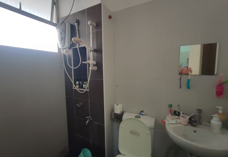 Austin Residence @Taman Mount Austin