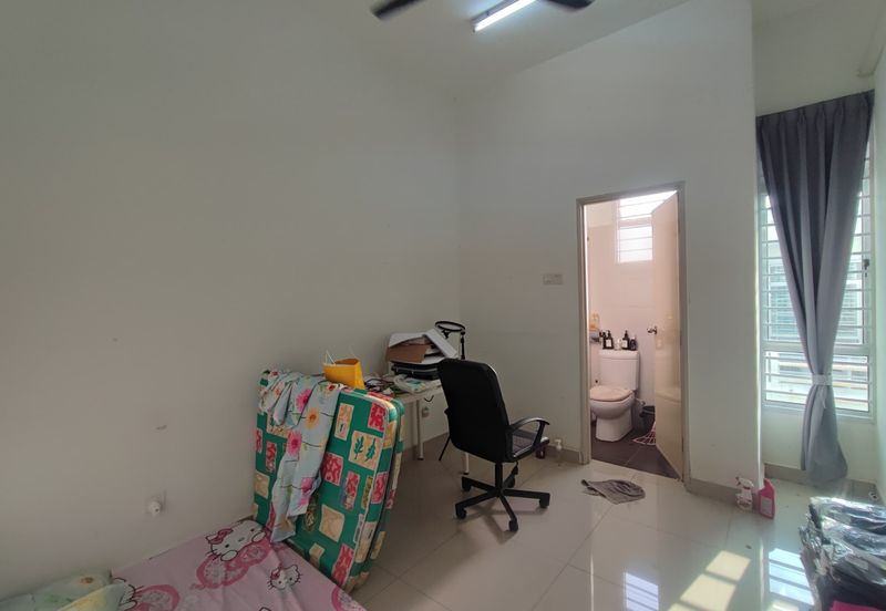 Austin Residence @Taman Mount Austin