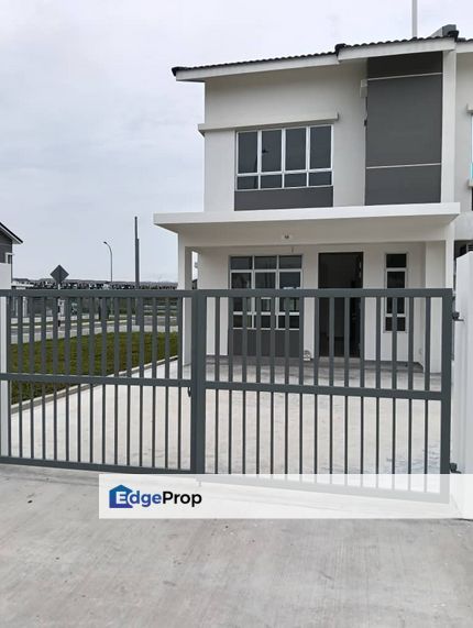 Taman Puncak Tropicana, Gelang Patah, Johor., Johor, Pontian