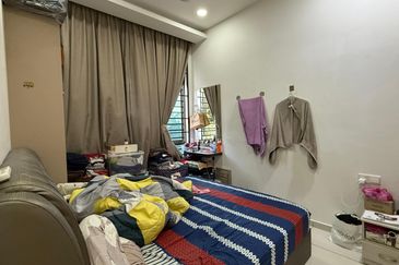 D'Summit Residences @ Kempas Utama