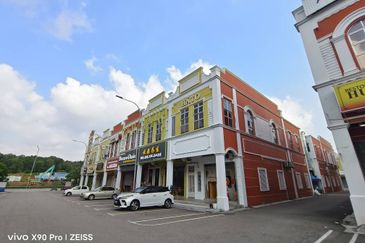 Taman Austin Heights