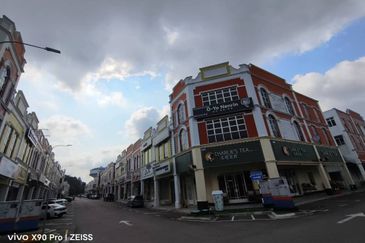 Taman Austin Heights