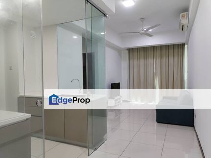 Crescent Bay Suites, Taman Bayu Puteri, Johor Bahru, Johor., Johor, Johor Bahru