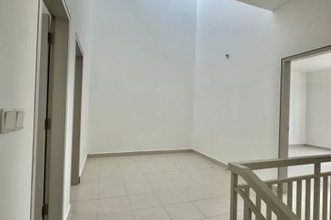 Erica @ Meridin East