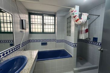 Elita @ The Straits View Condominium