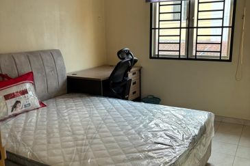 Lake Palm @ Austin Perdana