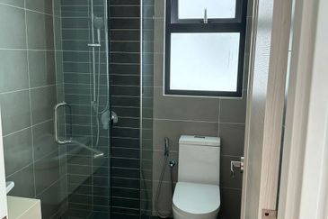 The M @ Medini Macrolink