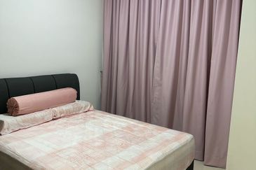 The M @ Medini Macrolink