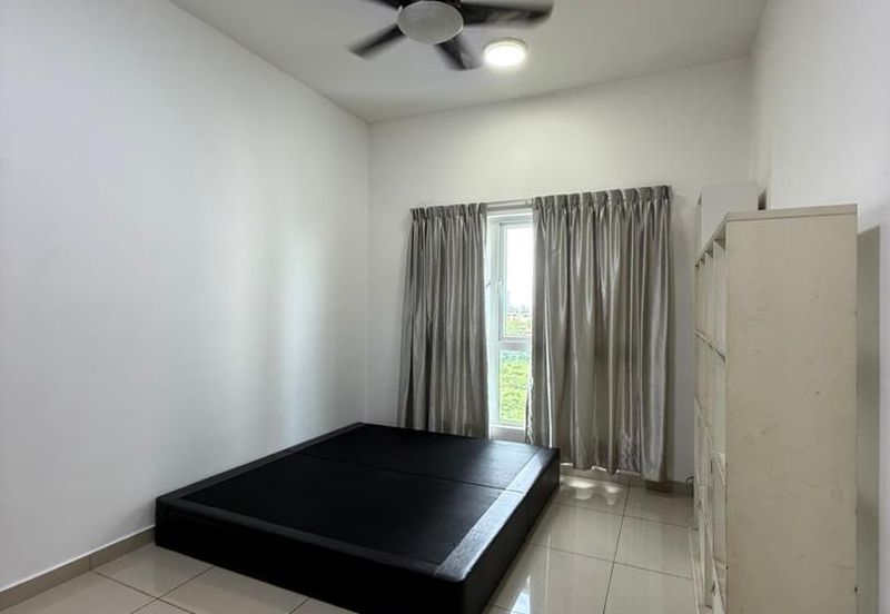 Seasons Luxury Apartments @ Amara Larkin