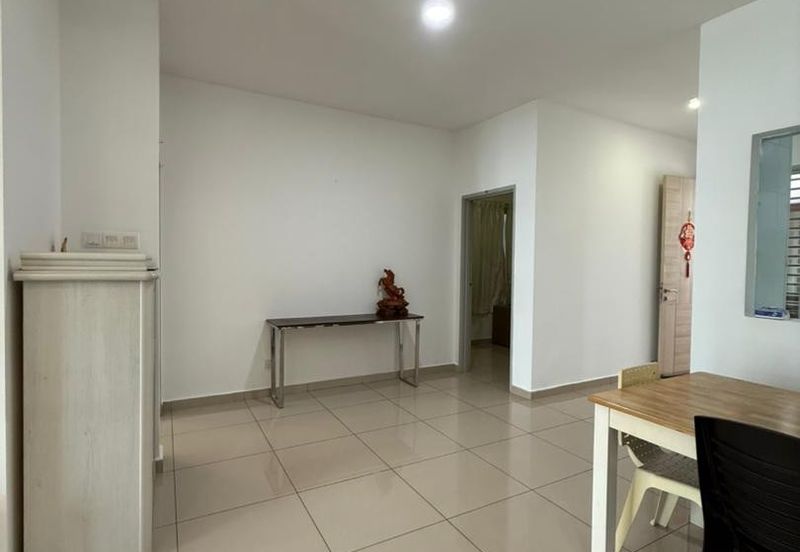 Seasons Luxury Apartments @ Amara Larkin