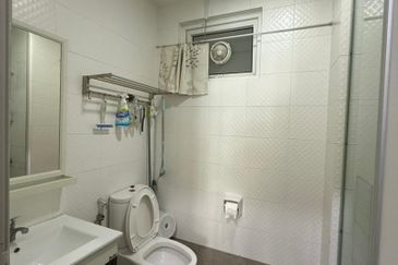 Seasons Luxury Apartments @ Amara Larkin