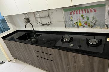 Seasons Luxury Apartments @ Amara Larkin