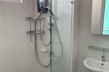 Seasons Luxury Apartments @ Amara Larkin