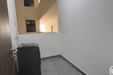 Twin Tower Residence