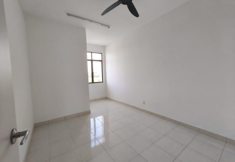 Meridin East The Greenway & The Eden