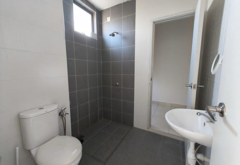 Meridin East The Greenway & The Eden