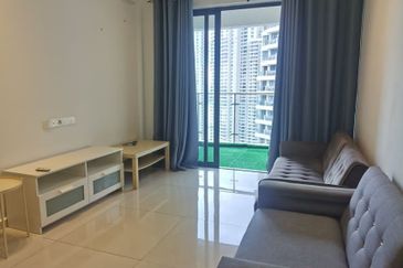 Baypoint @ Country Garden Danga Bay