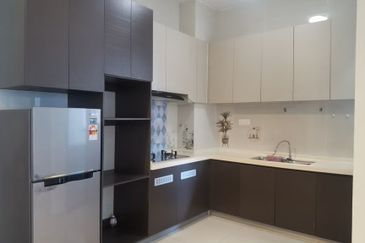 Baypoint @ Country Garden Danga Bay