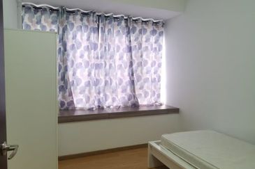 Baypoint @ Country Garden Danga Bay