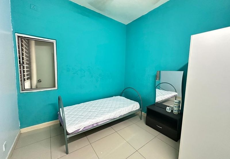 Dedaun Hijau (Greenfield Regency)