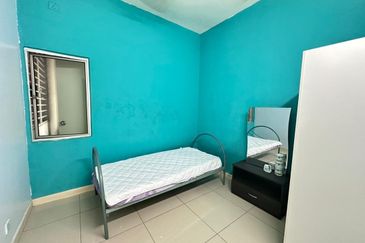 Dedaun Hijau (Greenfield Regency)