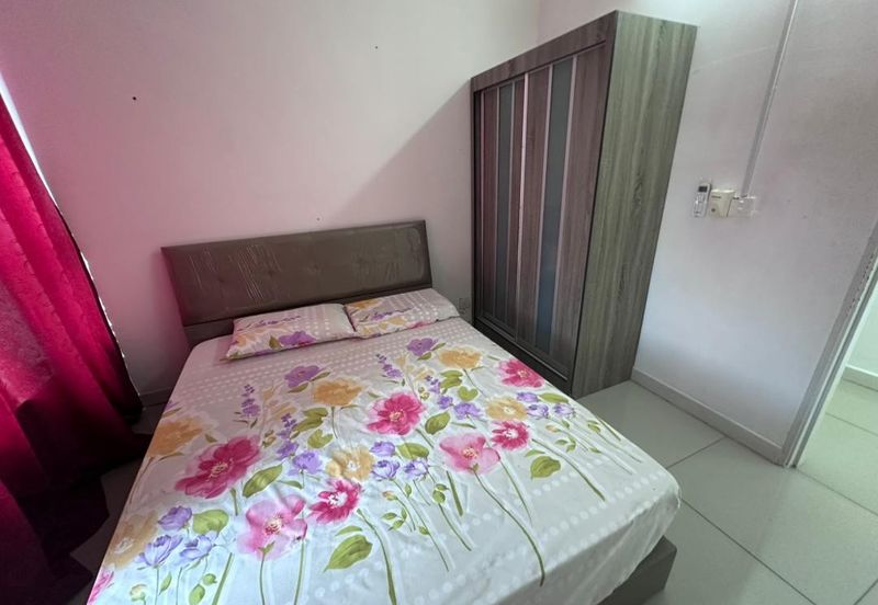 Dedaun Hijau (Greenfield Regency)