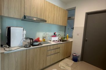 Meridin Bayvue Apartment