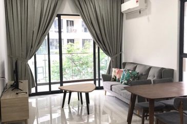 Baypoint @ Country Garden Danga Bay