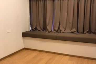 Baypoint @ Country Garden Danga Bay