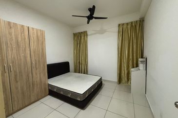 D'Summit Residences @ Kempas Utama