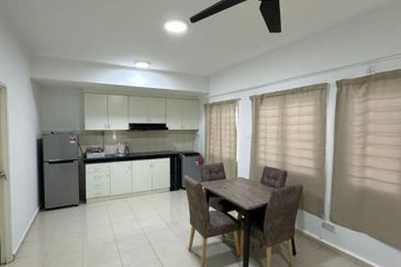 Bangunan Duta Impian (The Embassy Suites)