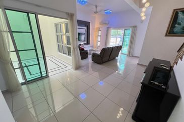 Bina Park Bandar Seri Alam