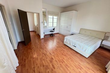 Bina Park Bandar Seri Alam