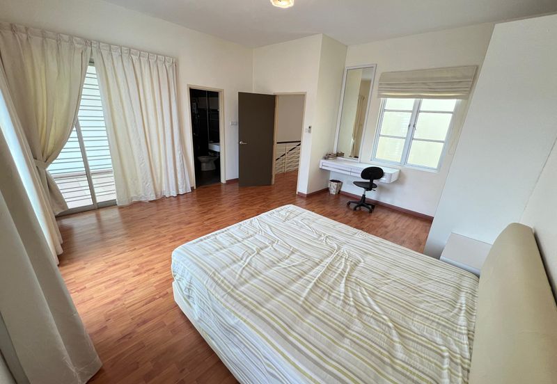 Bina Park Bandar Seri Alam