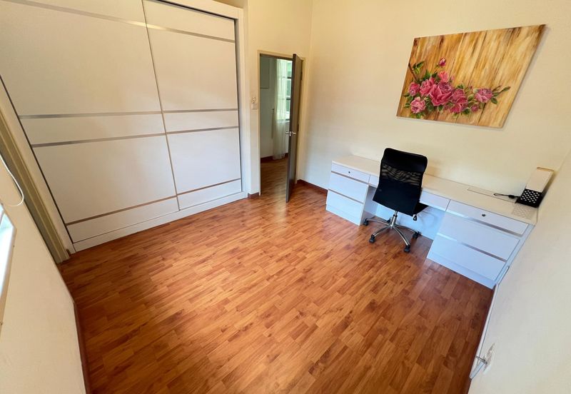 Bina Park Bandar Seri Alam