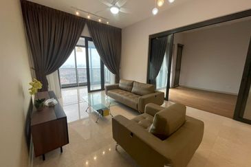 The Astaka @ 1 Bukit Senyum