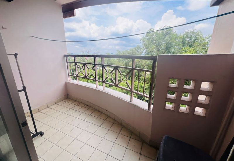 Prima Regency (Dorchester Court)