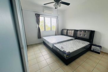 Prima Regency (Dorchester Court)