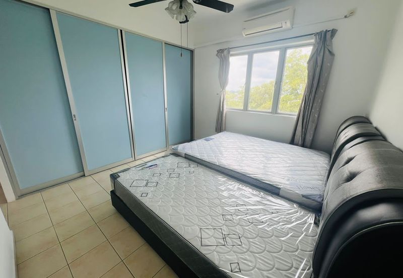 Prima Regency (Dorchester Court)