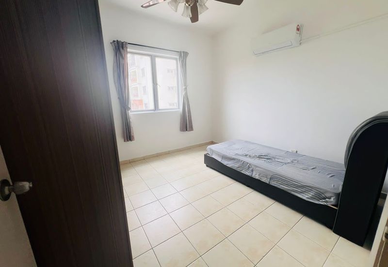 Prima Regency (Dorchester Court)