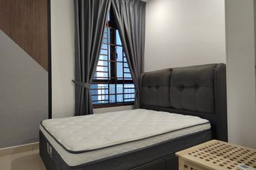 D'Summit Residences @ Kempas Utama