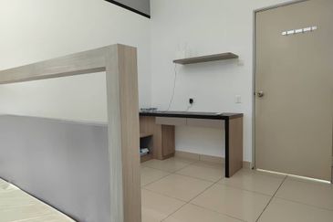 D'Summit Residences @ Kempas Utama