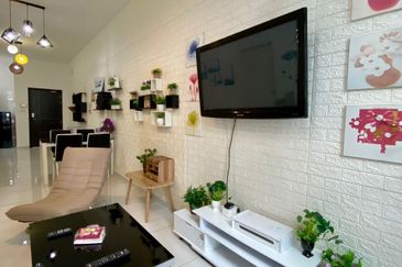 D'Summit Residences @ Kempas Utama