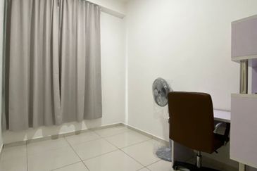 D'Summit Residences @ Kempas Utama