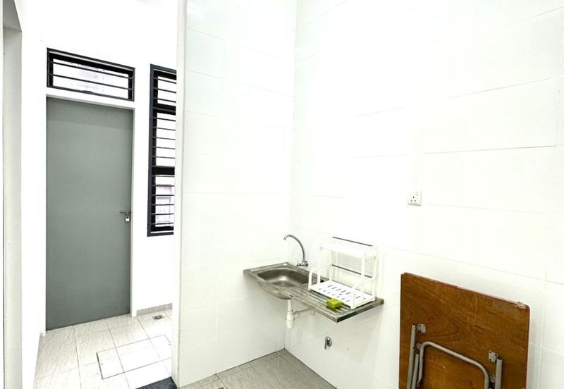 Bukit Indah Avenue 26 @ Villosa