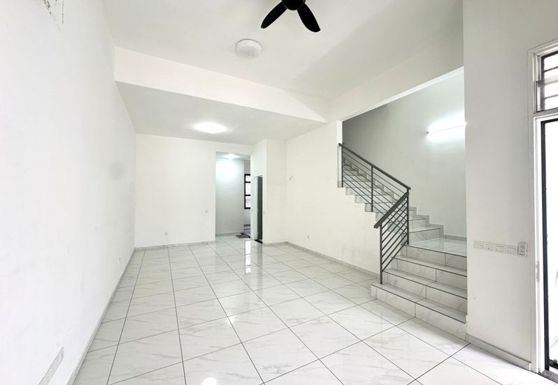 Bukit Indah Avenue 26 @ Villosa