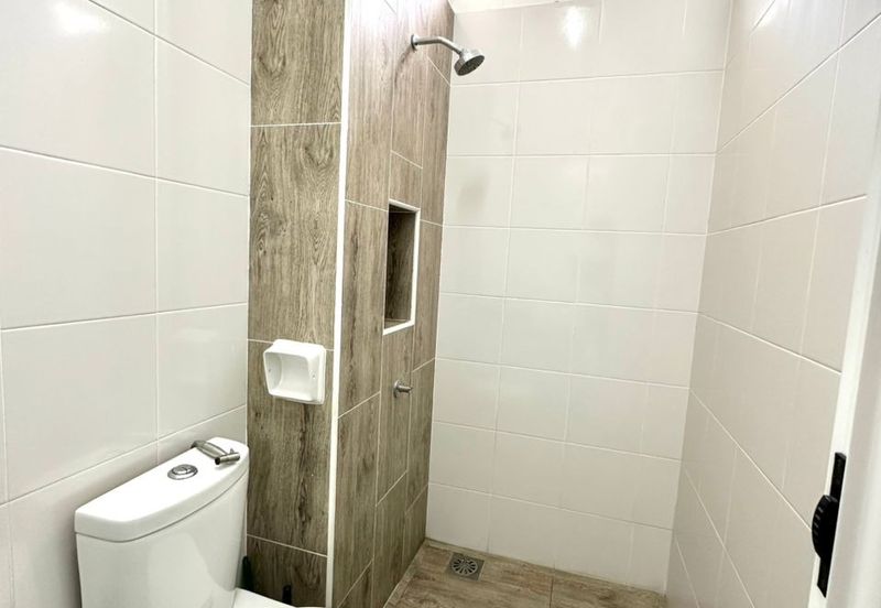 Bukit Indah Avenue 26 @ Villosa